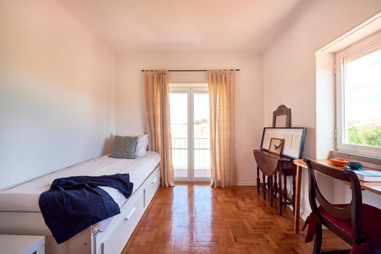 Bright Apartment With Garden In Cascais Extérieur photo