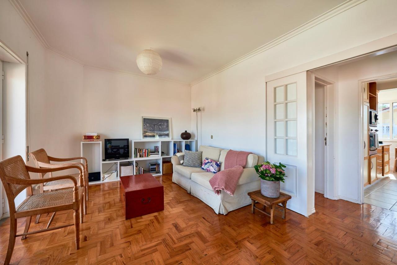 Bright Apartment With Garden In Cascais Extérieur photo