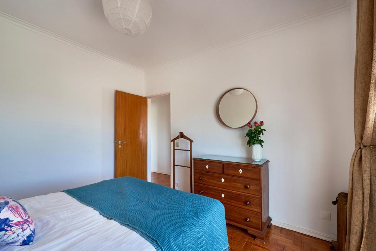 Bright Apartment With Garden In Cascais Extérieur photo
